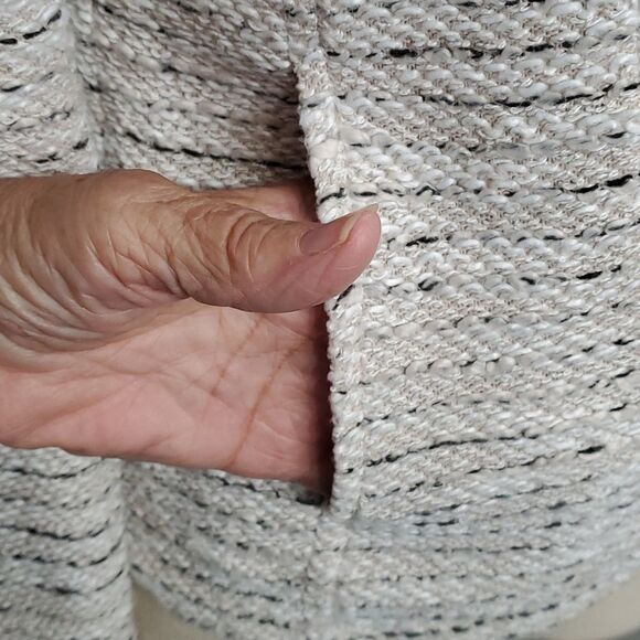 BAGATELLE COLLECTION JACKET. size small. Pockets. Exposed zipper. Cute - Picture 5 of 12